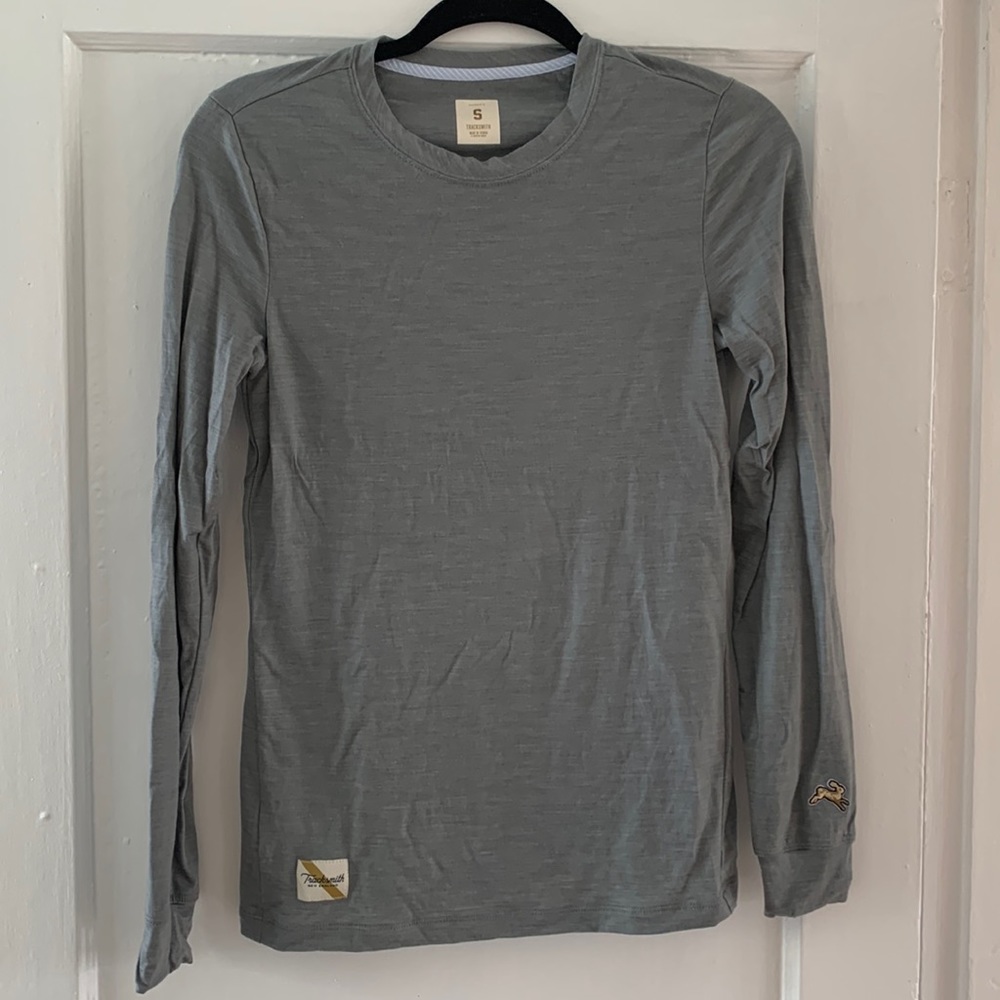 Tracksmith harrier in silver heather